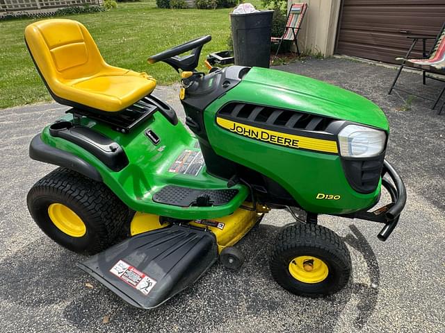 Image of John Deere D130 equipment image 2