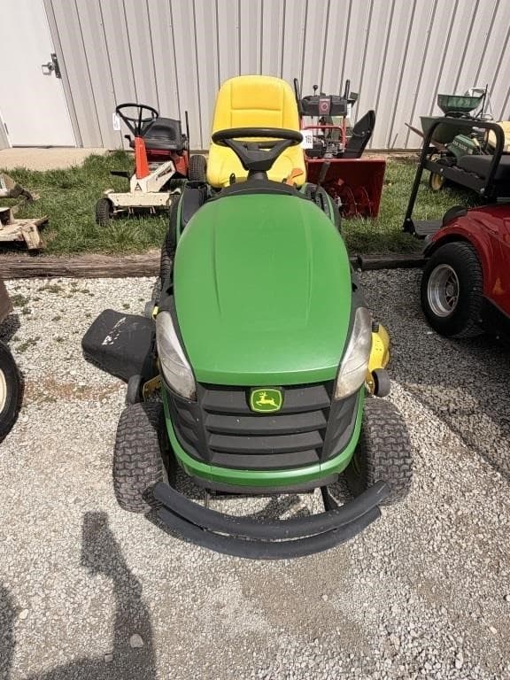 Image of John Deere D140 equipment image 1