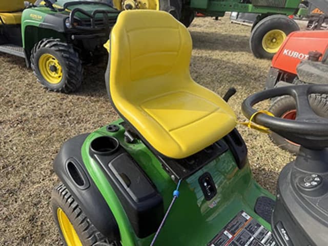 Image of John Deere D160 equipment image 2