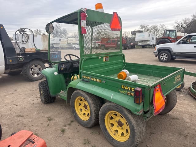 Image of John Deere Gator UTV equipment image 2
