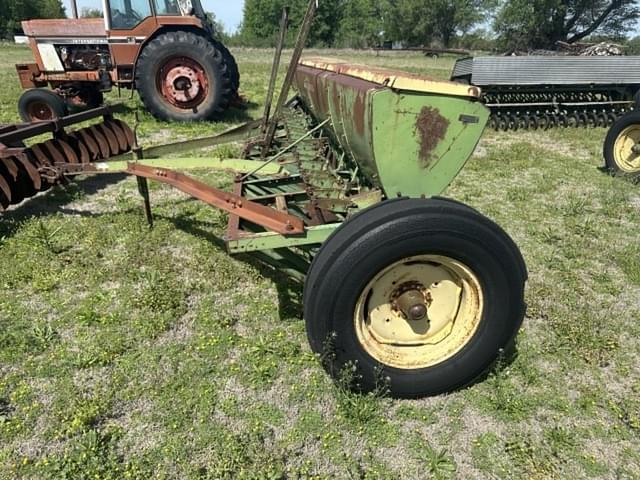 Image of John Deere DR208B equipment image 1