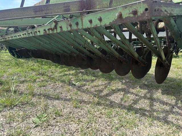 Image of John Deere DR208B equipment image 2