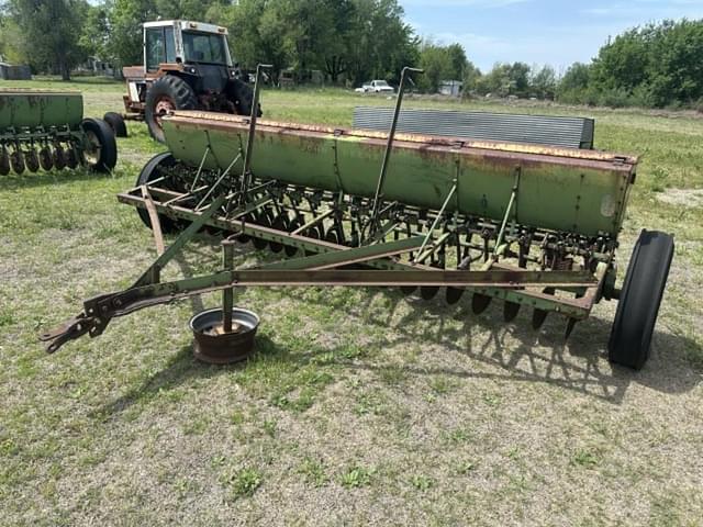 Image of John Deere DR208B equipment image 1