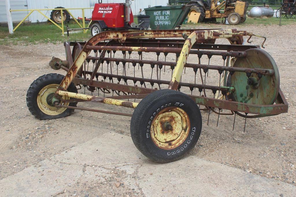Image of John Deere E0640 Image 1