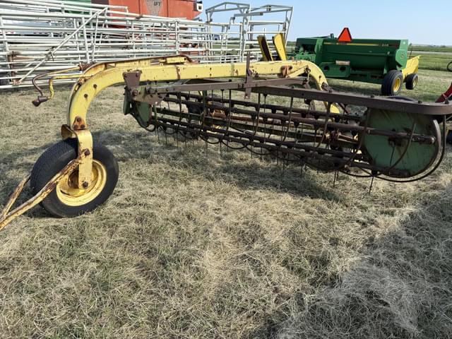 Image of John Deere E0640 equipment image 1