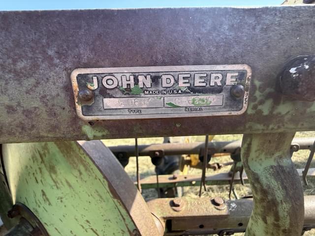 Image of John Deere E0640 equipment image 4