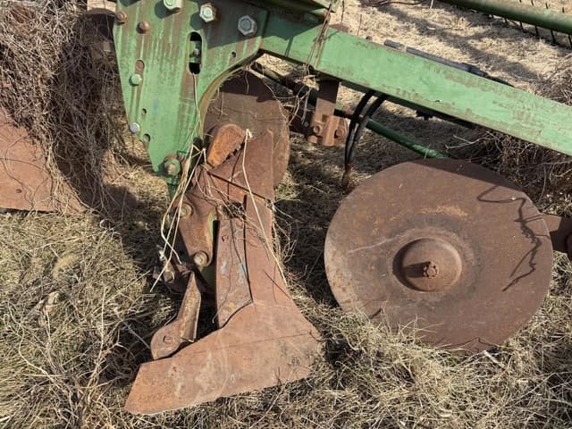 Image of John Deere 145H equipment image 3