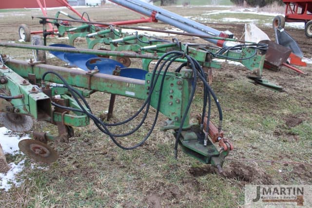 Image of John Deere F350 equipment image 4