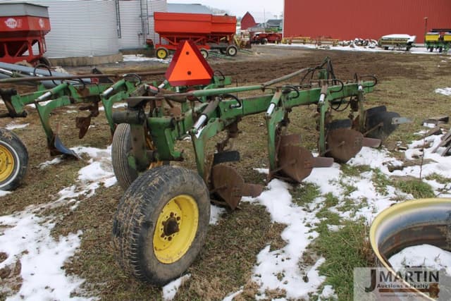 Image of John Deere F350 equipment image 3