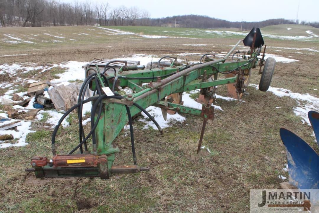 Image of John Deere F350 Primary image