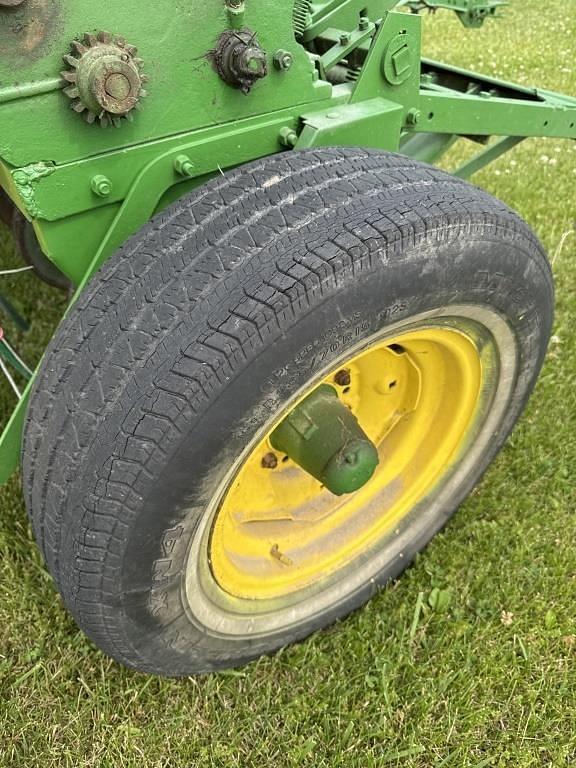 Image of John Deere FB-B equipment image 4