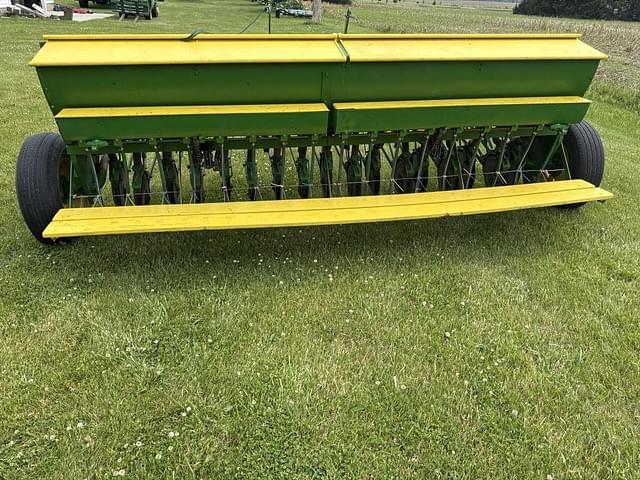 Image of John Deere FB-B equipment image 2