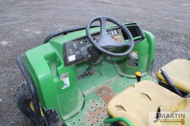 Image of John Deere Gator equipment image 4