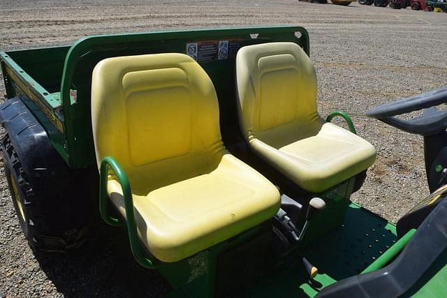 Image of John Deere Gator equipment image 4