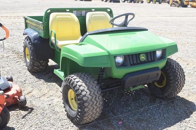Image of John Deere Gator equipment image 3