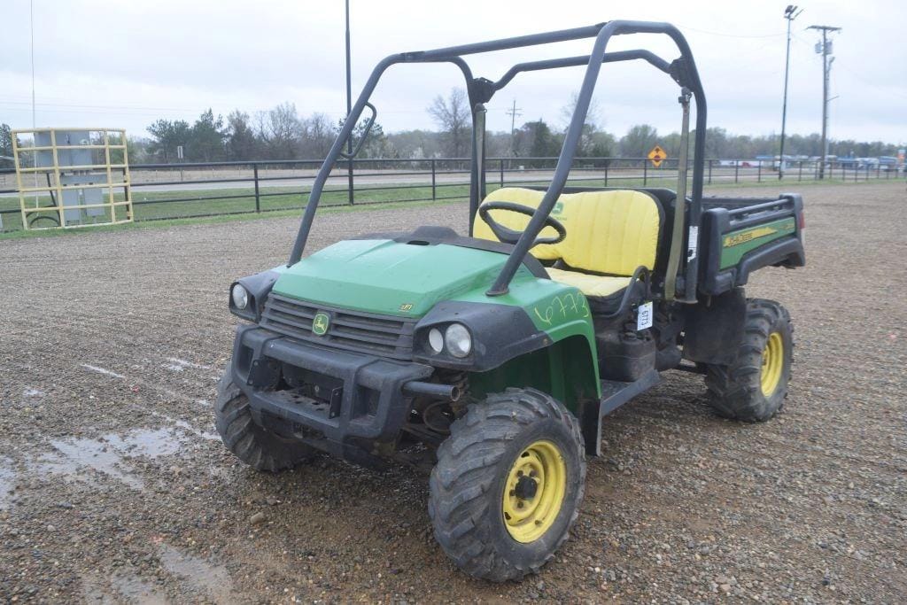 John Deere Gator Equipment Image0