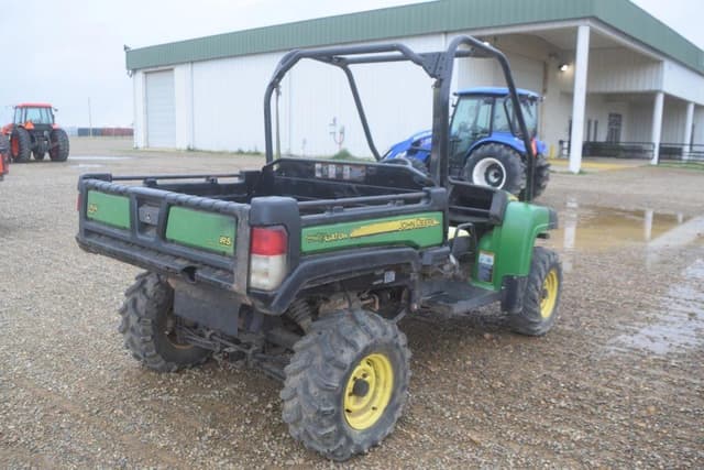Image of John Deere Gator equipment image 2