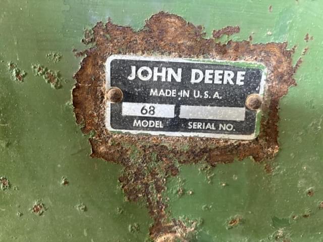 Image of John Deere 68 equipment image 4