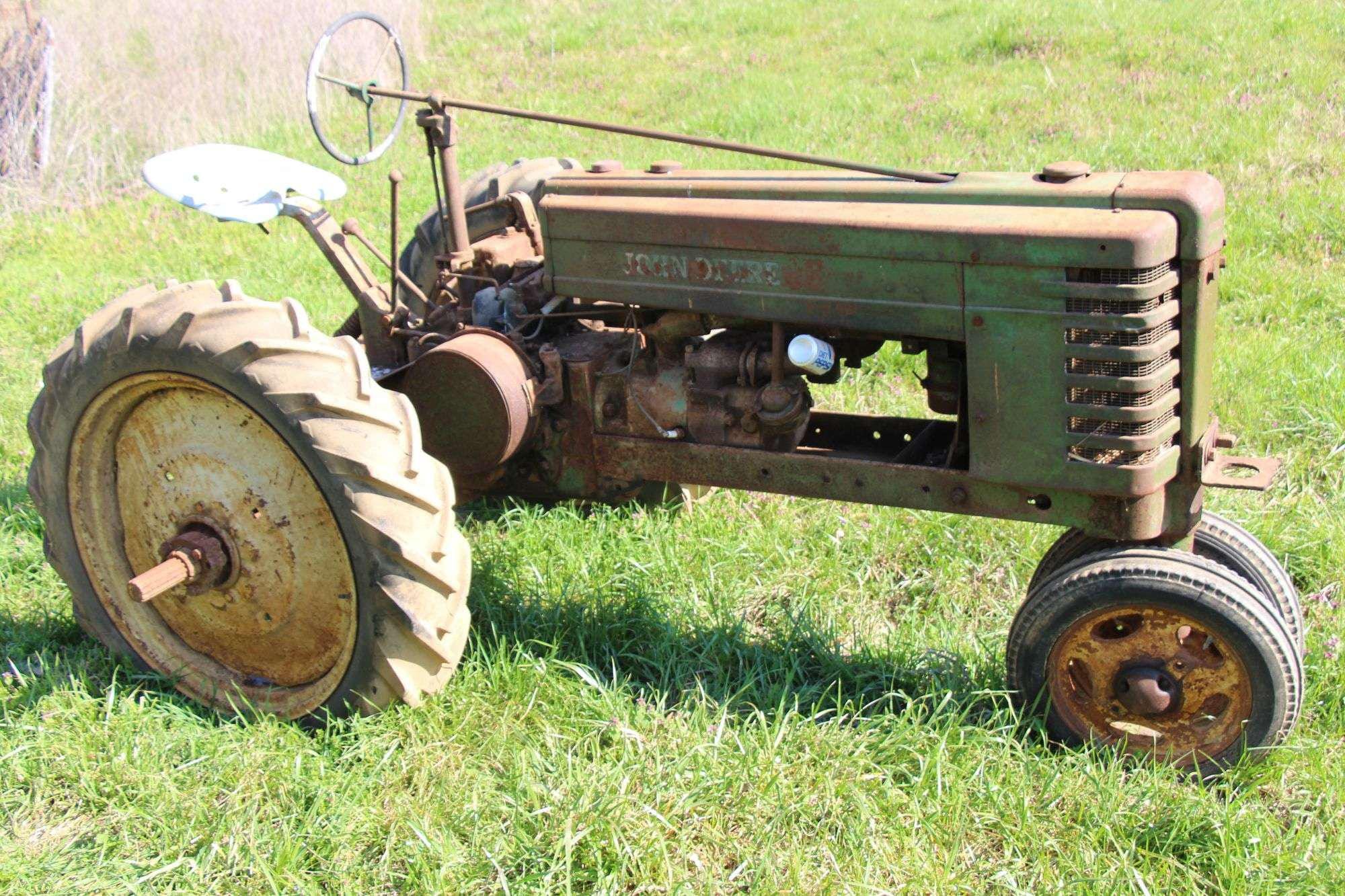 Main image John Deere H