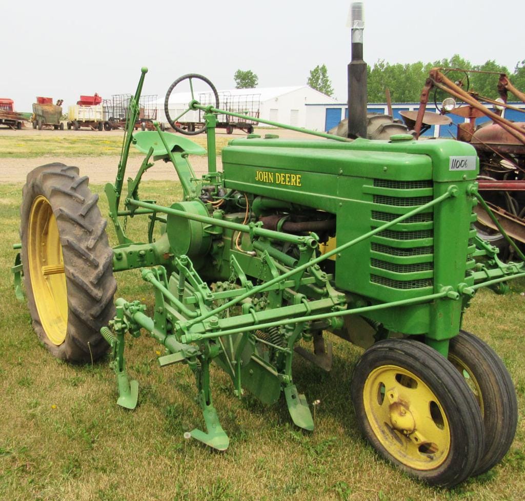 Main image John Deere H