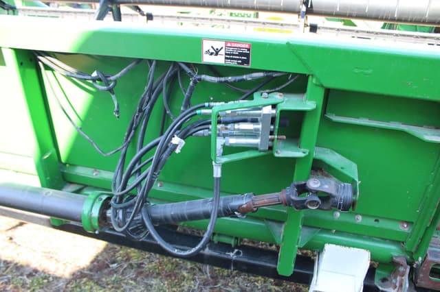 Image of John Deere 630F equipment image 3