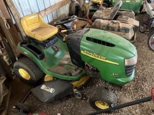 John Deere L111 Image