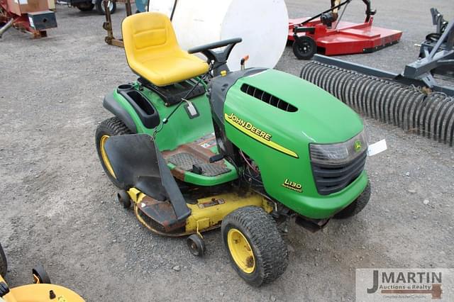 Image of John Deere L130 equipment image 1