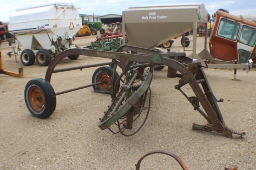 Image of John Deere LR2 Primary image