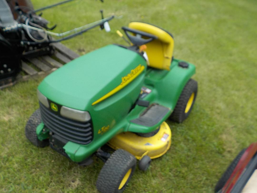 Image of John Deere LT150 Image 0