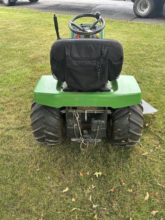 Image of John Deere LX176 equipment image 4