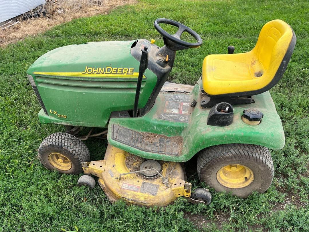 Image of John Deere LX279 Primary image