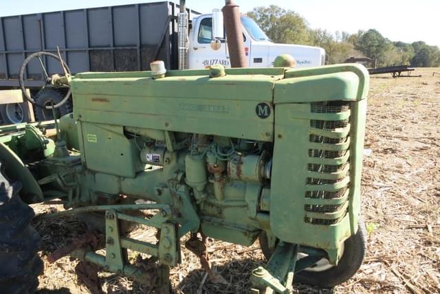 Image of John Deere M equipment image 3