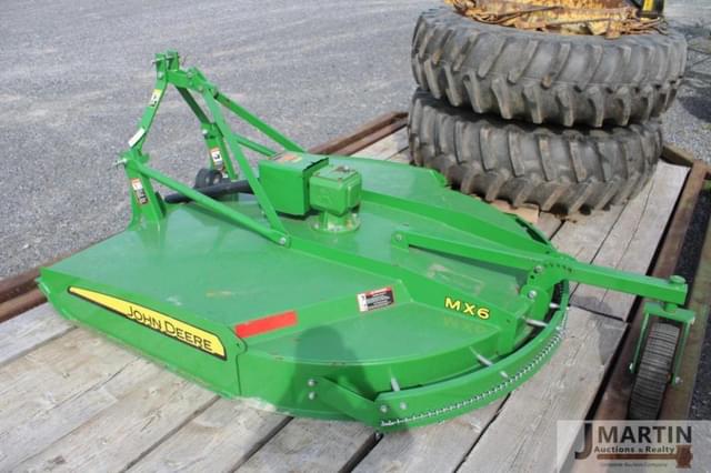 Image of John Deere MX6 equipment image 2