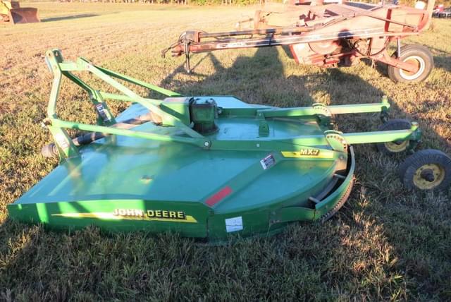 Image of John Deere MX7 equipment image 2