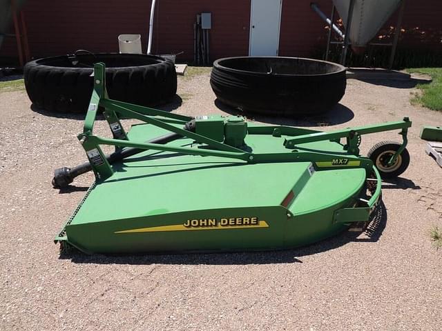 Image of John Deere MX7 equipment image 2