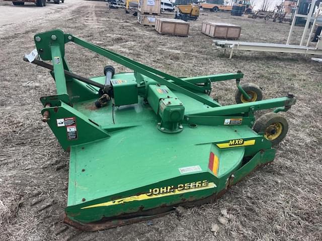 Image of John Deere MX8 equipment image 1