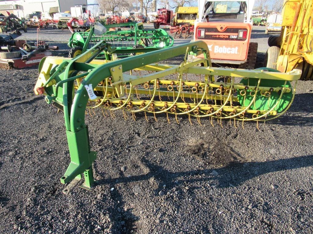 Main image John Deere 660