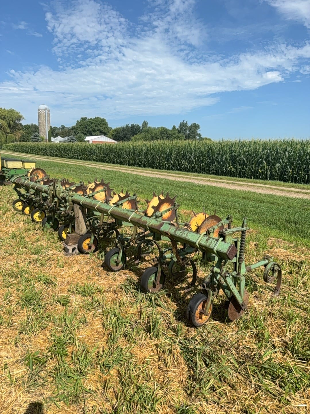 John Deere RG630 Equipment Image0