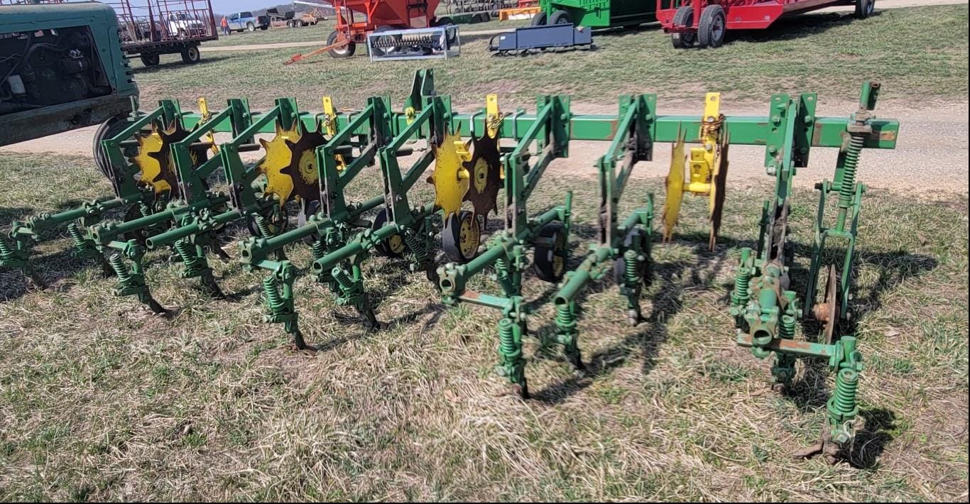 John Deere RM Equipment Image0