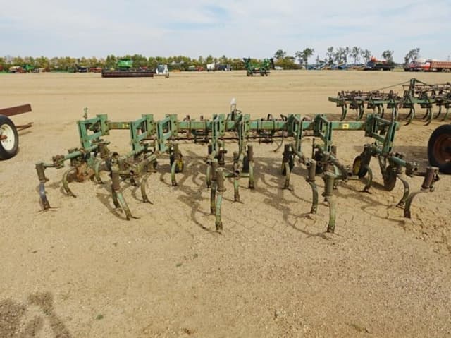 Image of John Deere RM equipment image 3