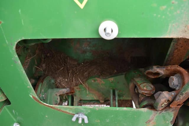 Image of John Deere S300 equipment image 4