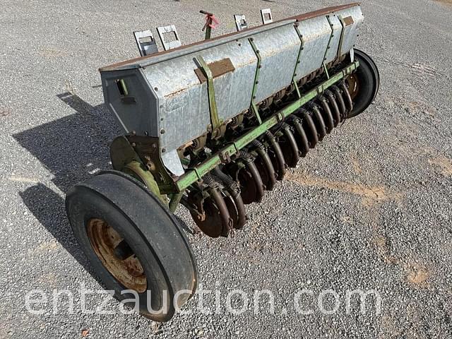 Image of John Deere B equipment image 3