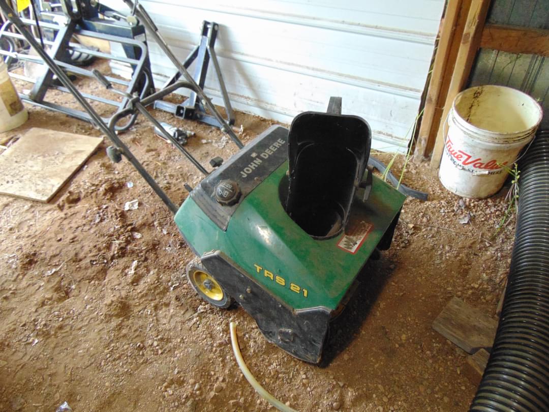 Image of John Deere TRS21 Image 0