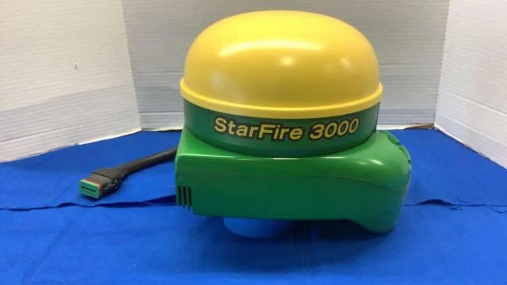 Image of John Deere StarFire 3000 Image 0