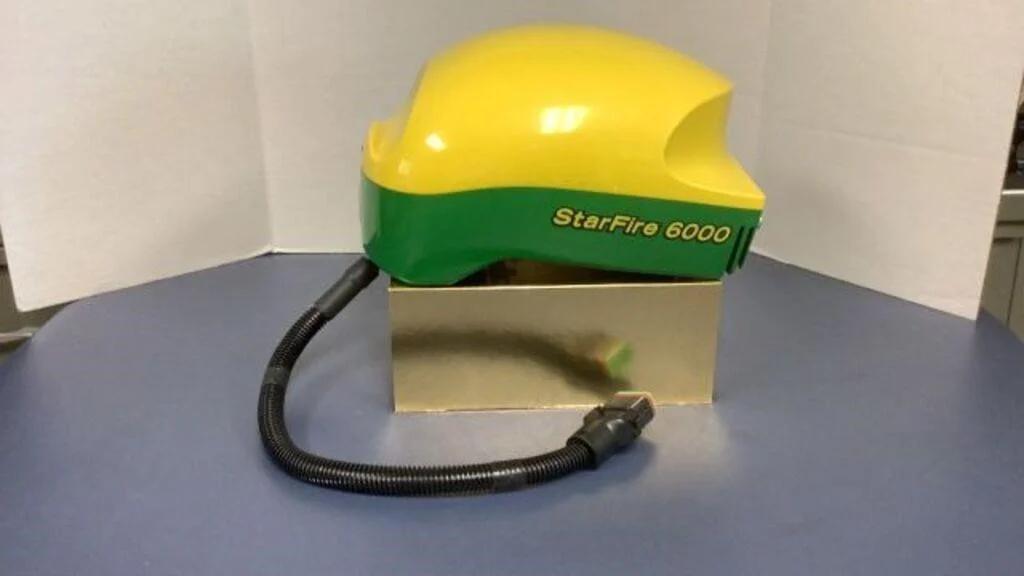 Image of John Deere StarFire 6000 Image 0
