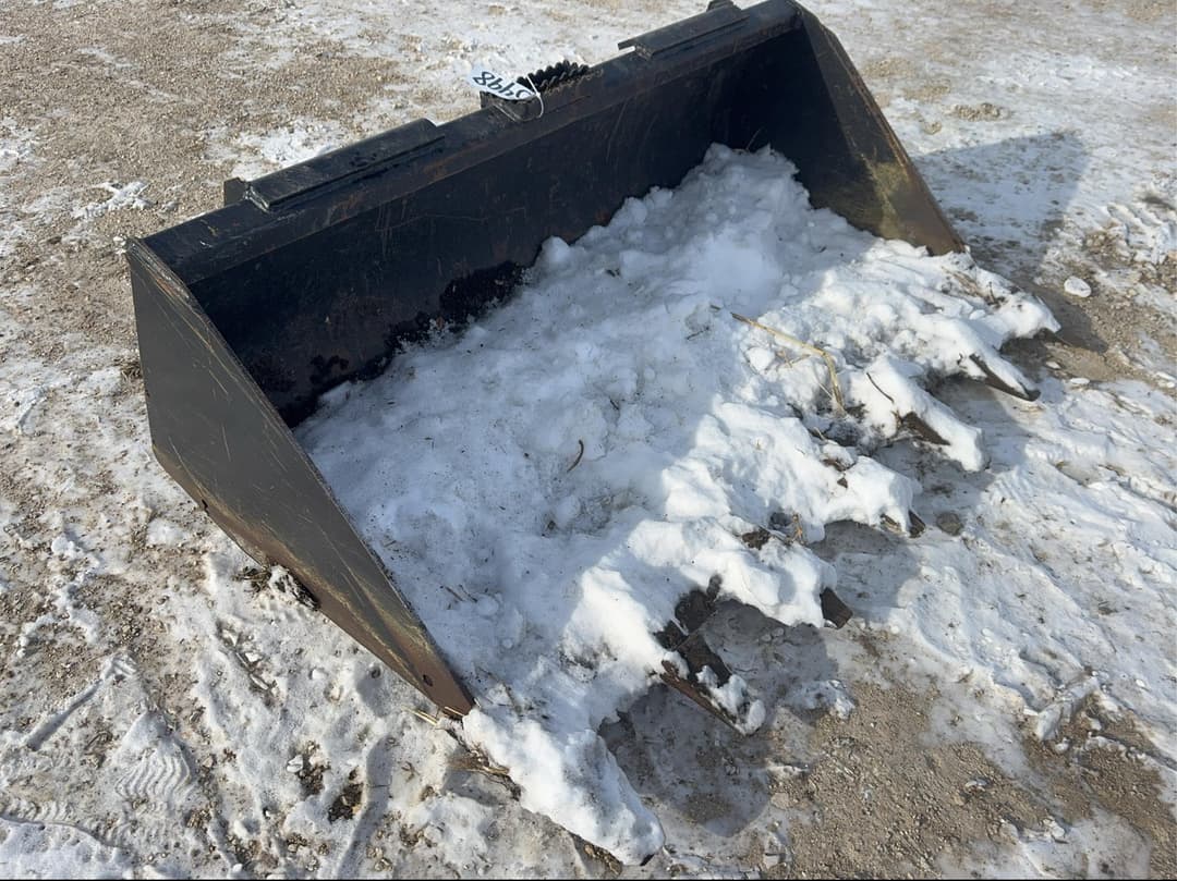 Image of John Deere T60 Image 0