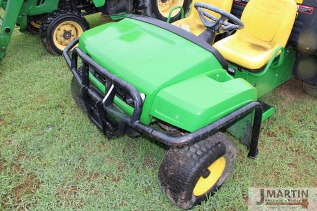 Image of John Deere Gator TE 4x2 equipment image 4