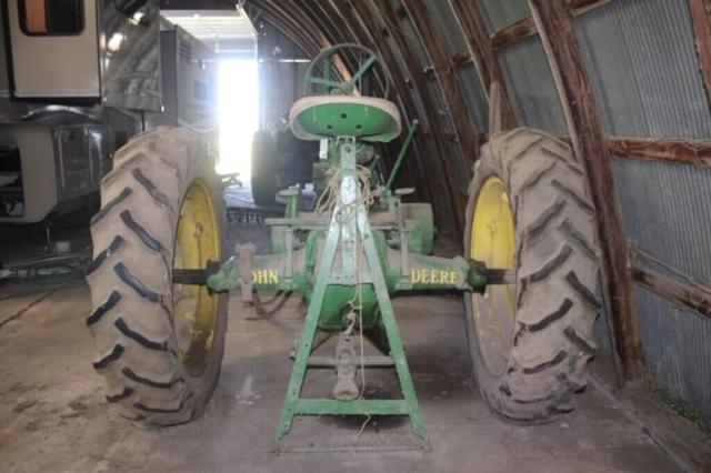 Image of John Deere A equipment image 2