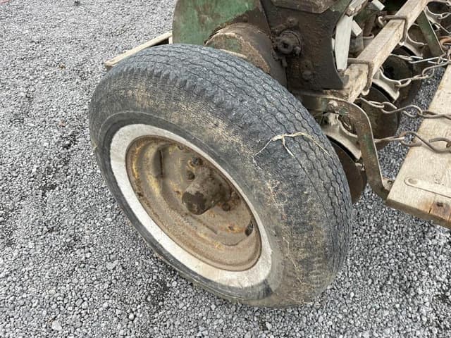 Image of John Deere Van Brunt equipment image 4