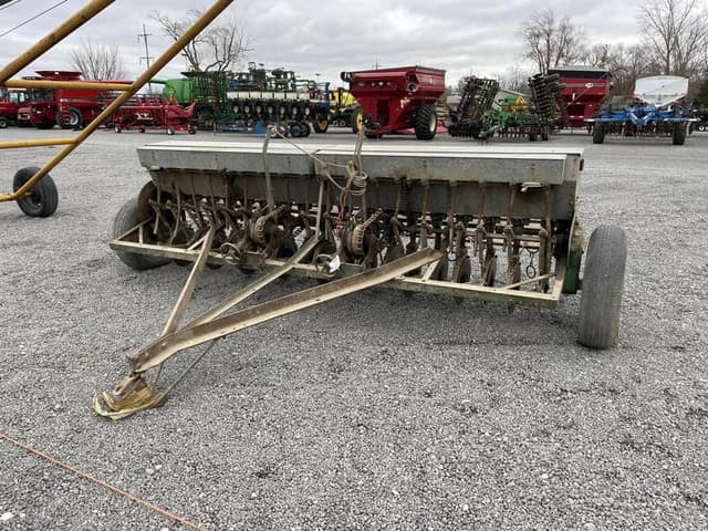 Image of John Deere Van Brunt equipment image 1